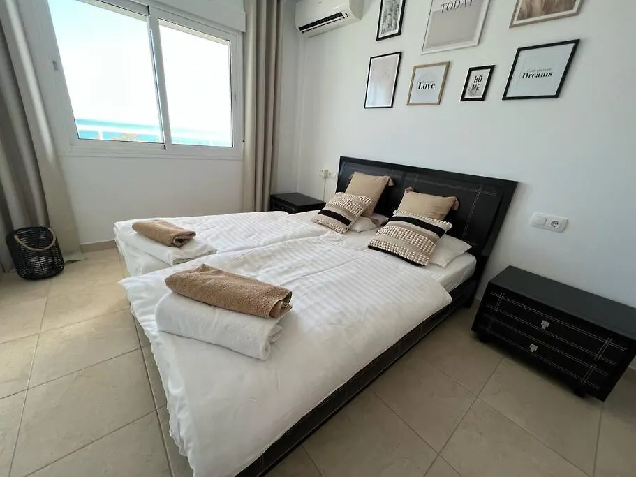 Apartment With Beautiful Sea View Benalmádena