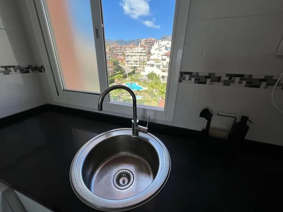 Apartment With Beautiful Sea View Benalmádena