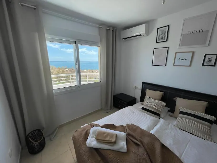Apartment With Beautiful Sea View Benalmádena